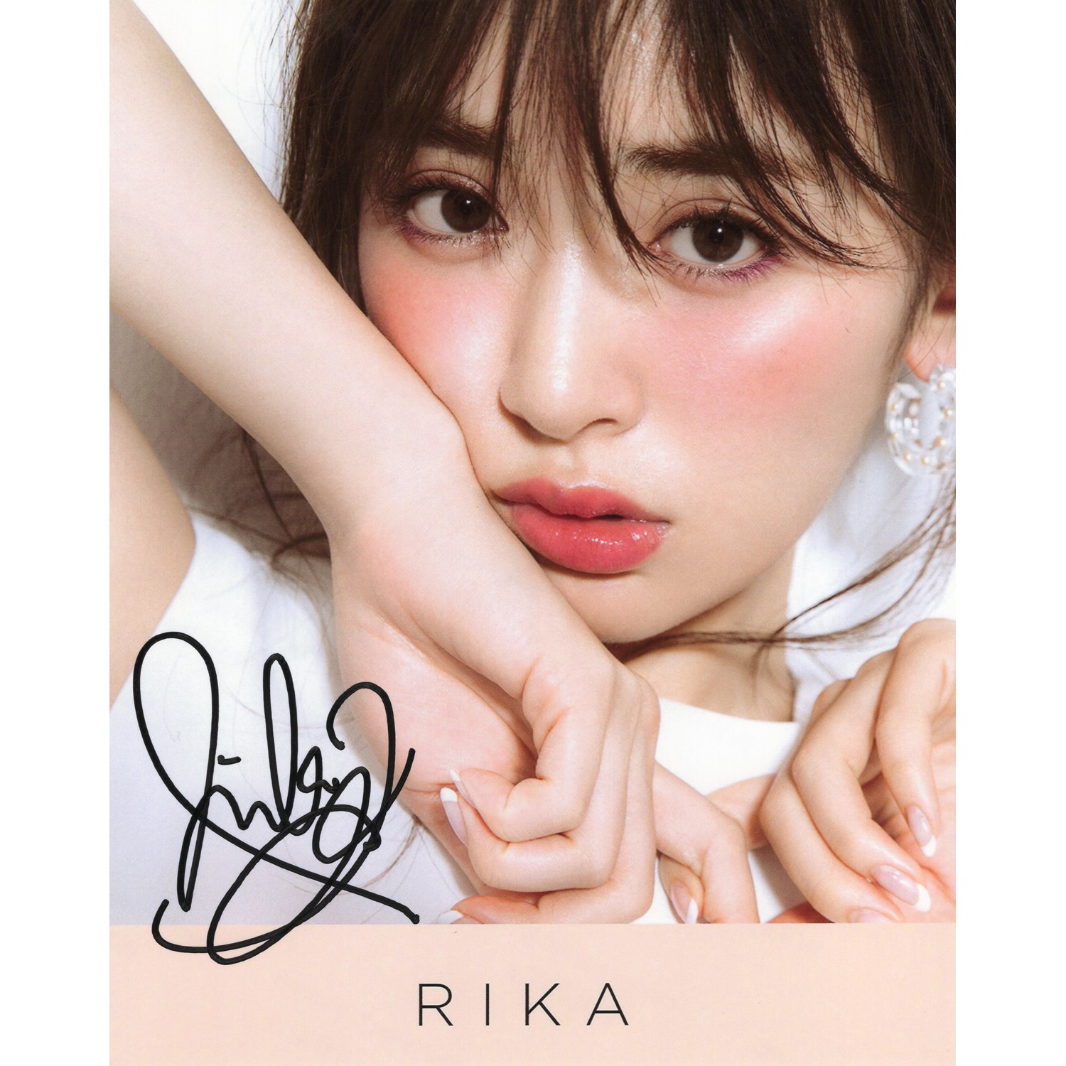 泉里香 サイン入り写真集 楽天ブックス: 【楽天ブックス限定特典】【受注販売】【直筆